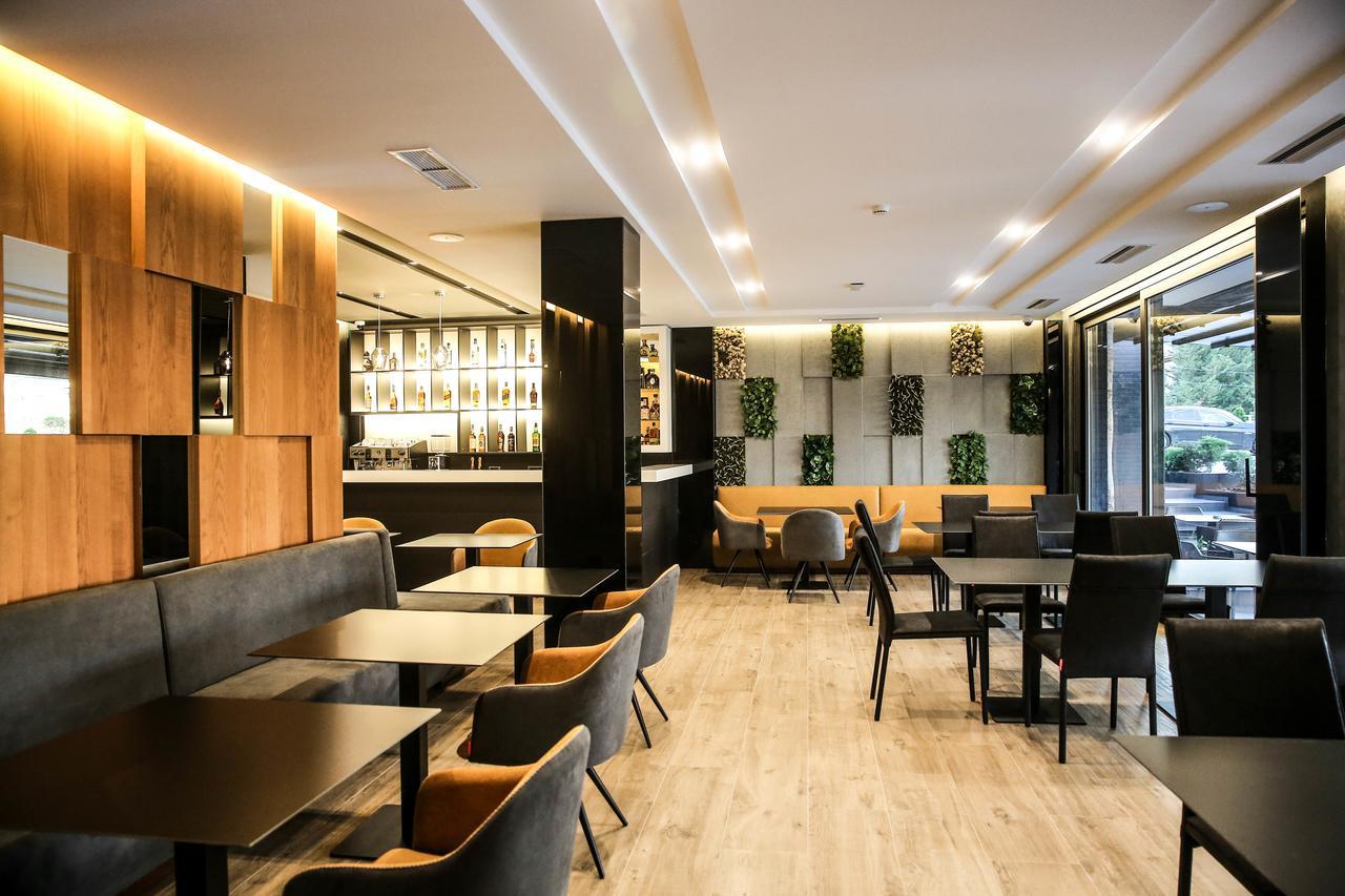 Mai Tai Resort Tirana Esterno foto