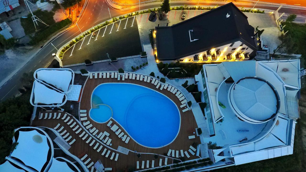 Mai Tai Resort Tirana Esterno foto